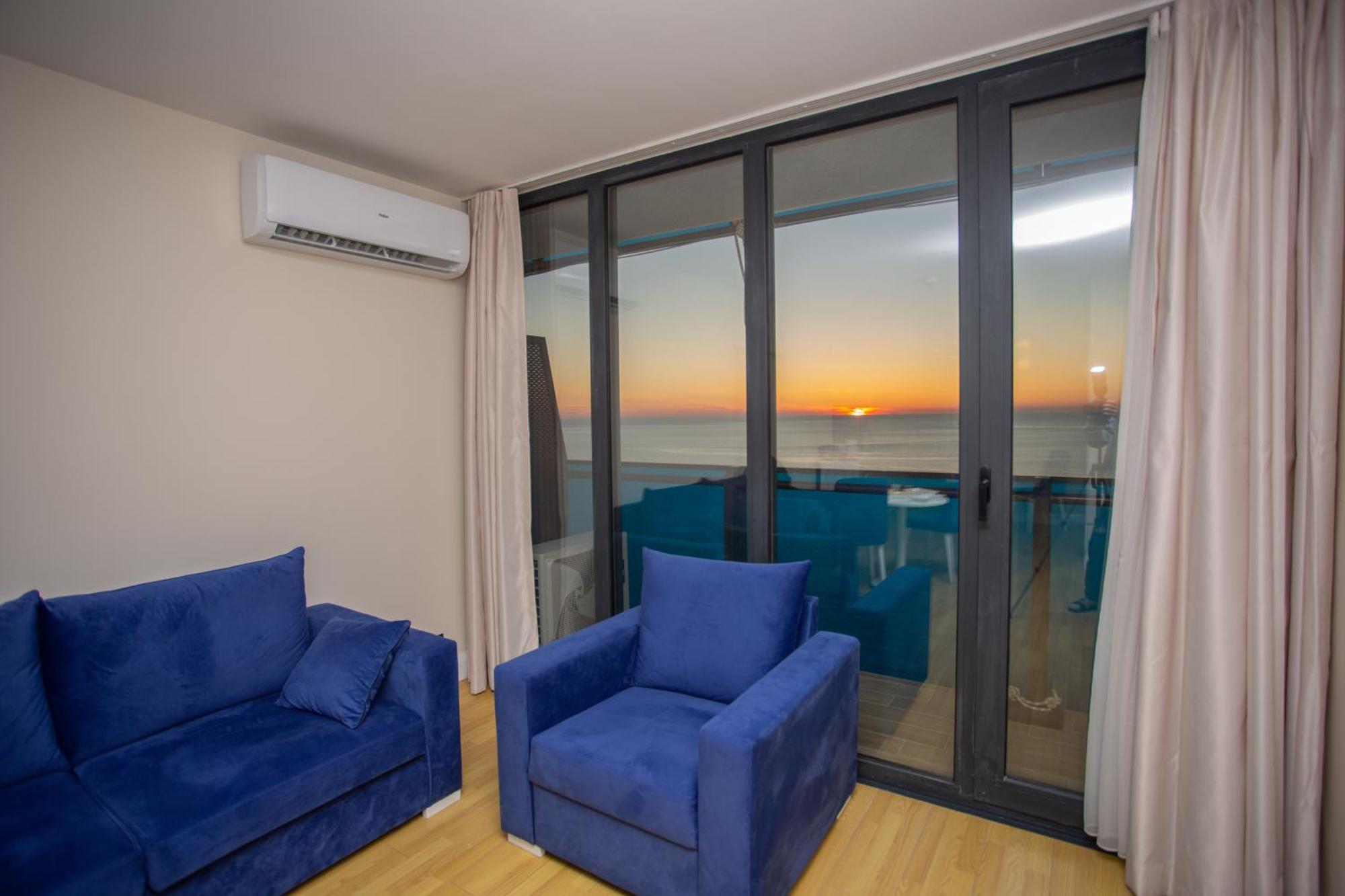 Batumi Concept Hotel מראה חיצוני תמונה